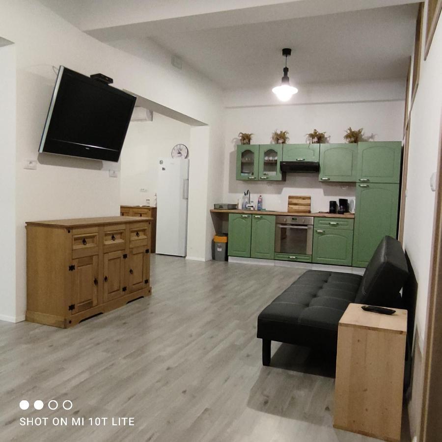 Prenocisce 9A Hotel Tolmin Buitenkant foto